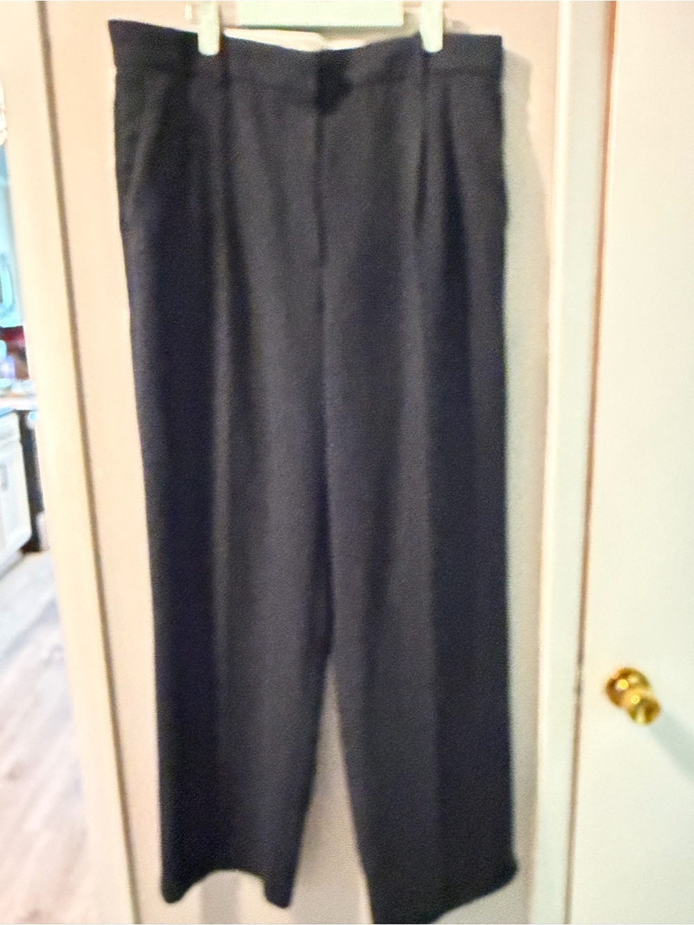 Wilfred Woman’s Black Dress Trousers - Straight Leg